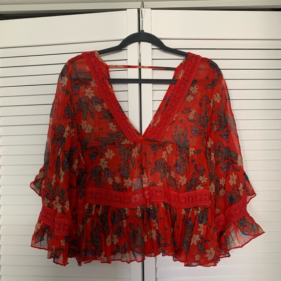 Free people sheer adorable red flowy top NWT - Picture 3 of 5